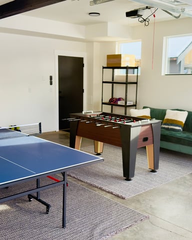 Game Room & Media